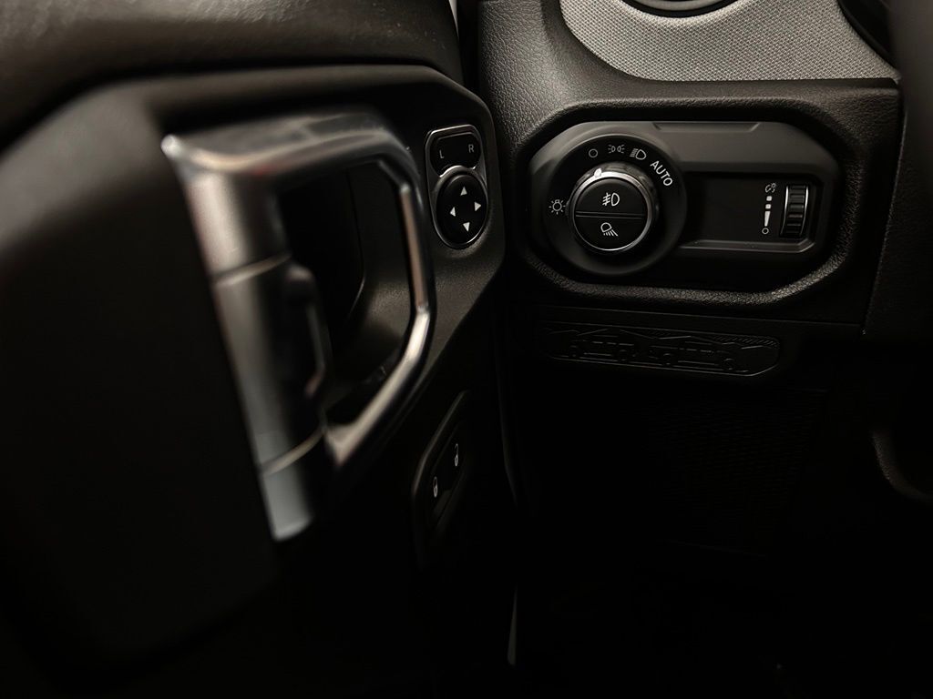 2026 Jeep Gladiator Sport S Portland OR