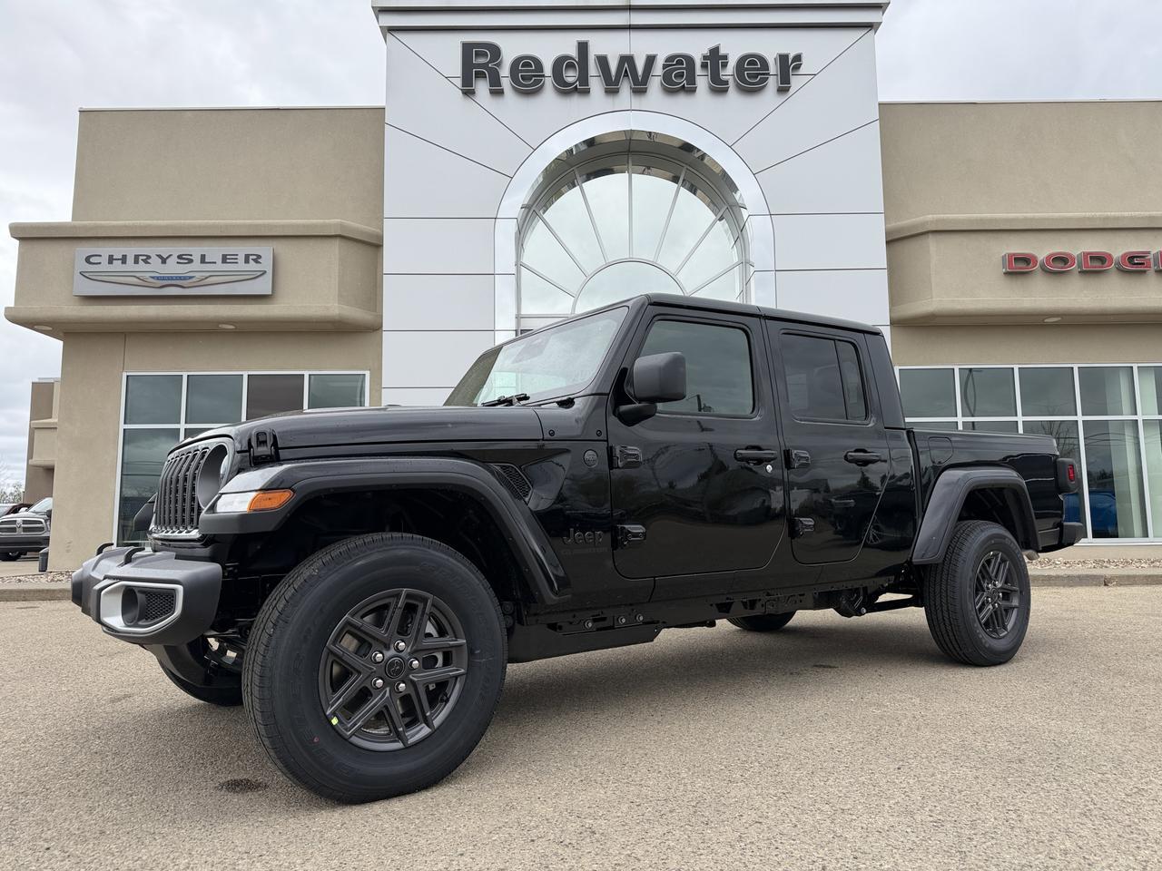 2026 Jeep Gladiator Sport S