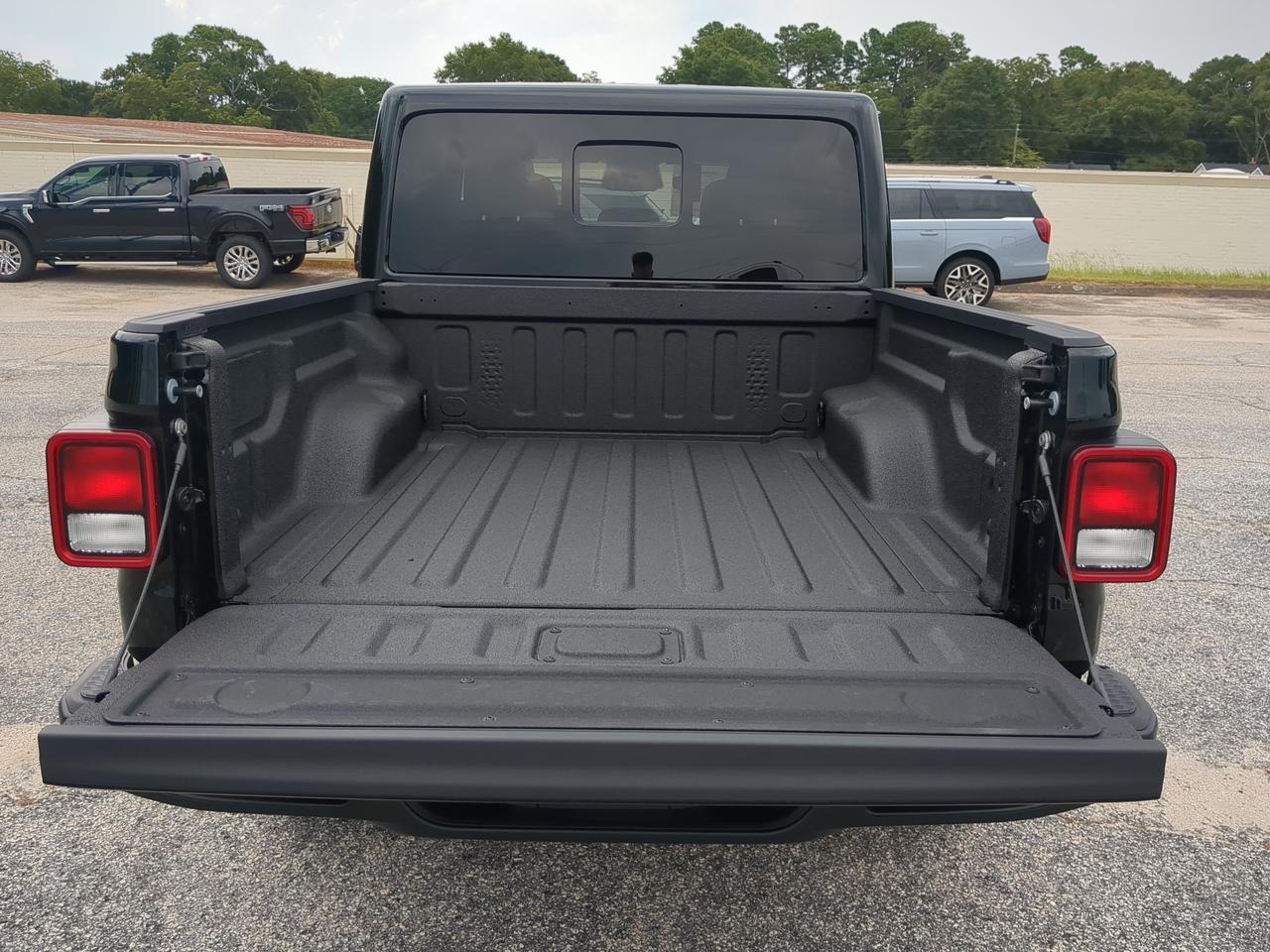 2026 Jeep Gladiator Sport S Winder GA