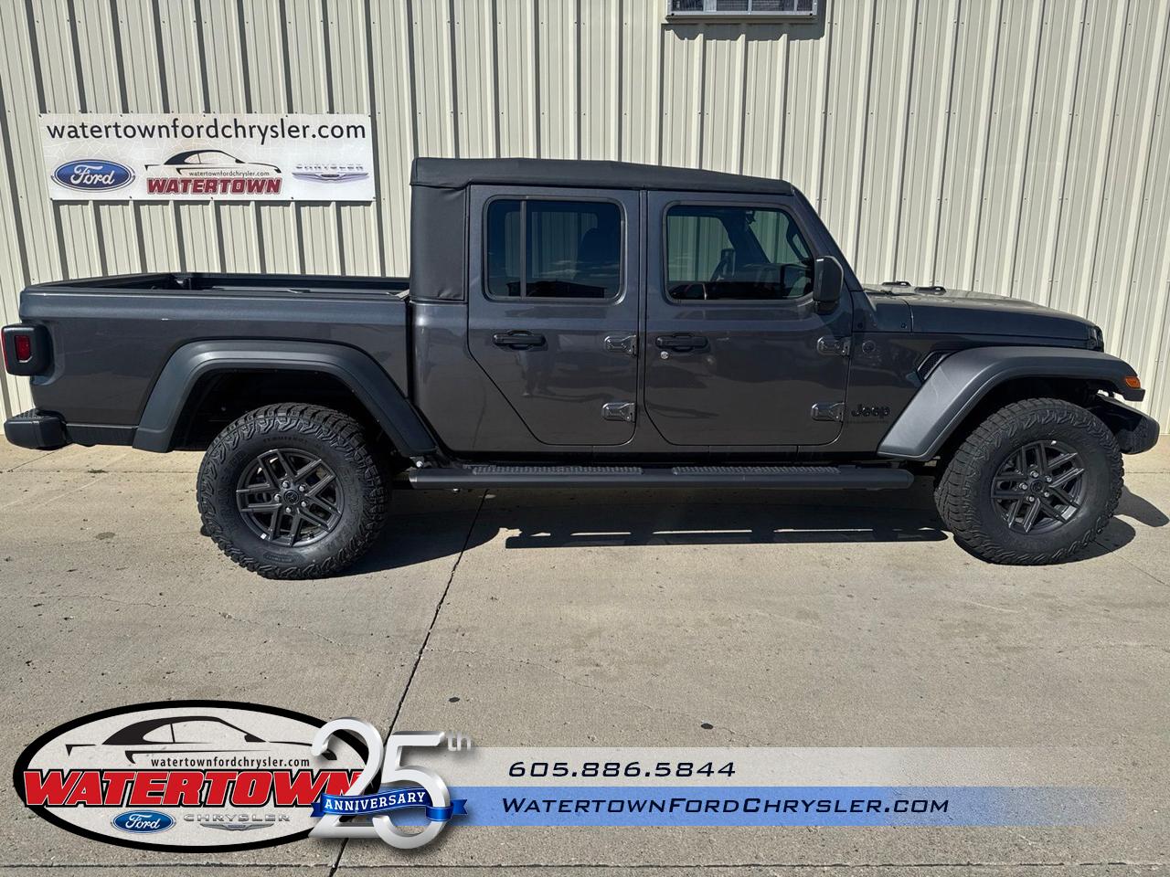 2026 Jeep Gladiator Sport