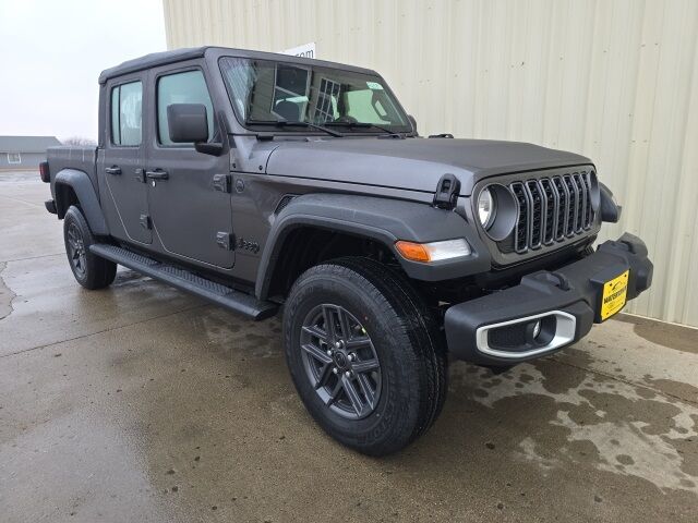 2026 Jeep Gladiator Sport Watertown SD