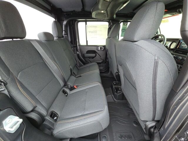 2026 Jeep Gladiator Sport Watertown SD