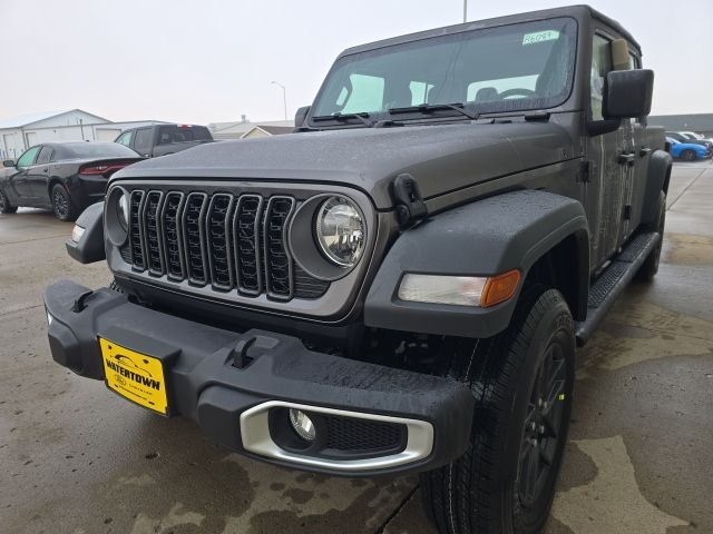 2026 Jeep Gladiator Sport Watertown SD