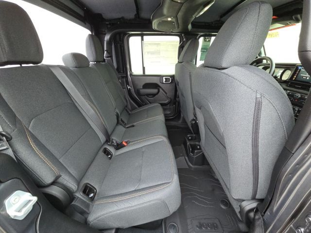 2026 Jeep Gladiator Sport Watertown SD