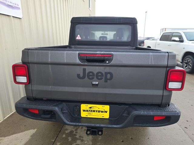 2026 Jeep Gladiator Sport Watertown SD