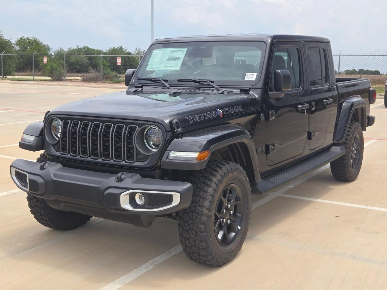 2026 Jeep Gladiator Texas Trail Castroville TX