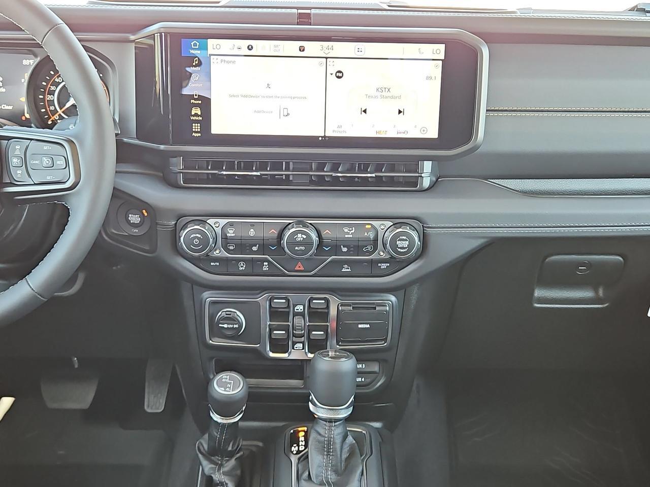 2026 Jeep Gladiator Texas Trail Castroville TX