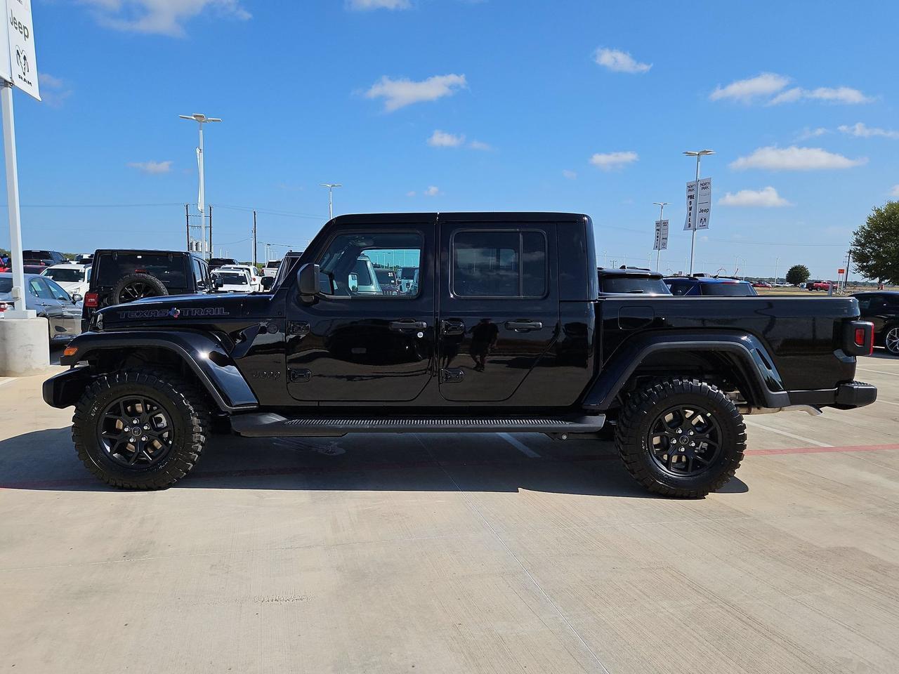 2026 Jeep Gladiator Texas Trail Castroville TX