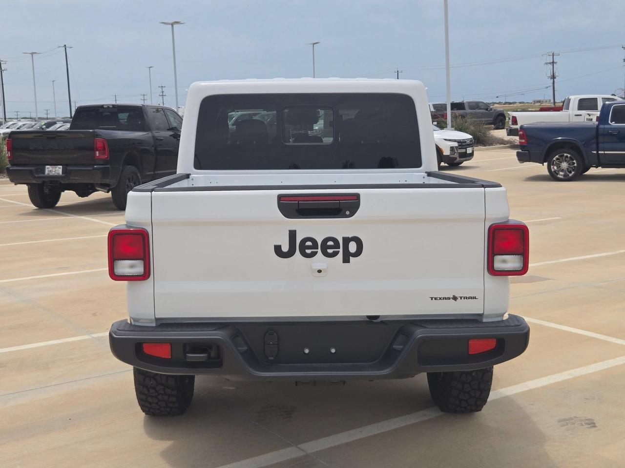 2026 Jeep Gladiator Texas Trail Castroville TX