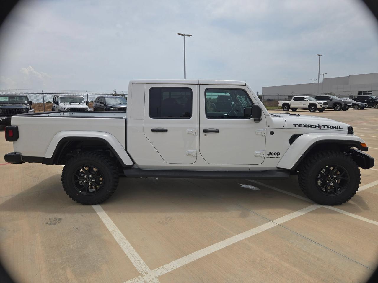 2026 Jeep Gladiator Texas Trail Castroville TX