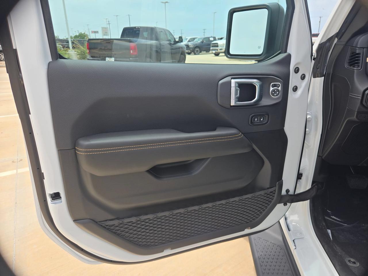 2026 Jeep Gladiator Texas Trail Castroville TX