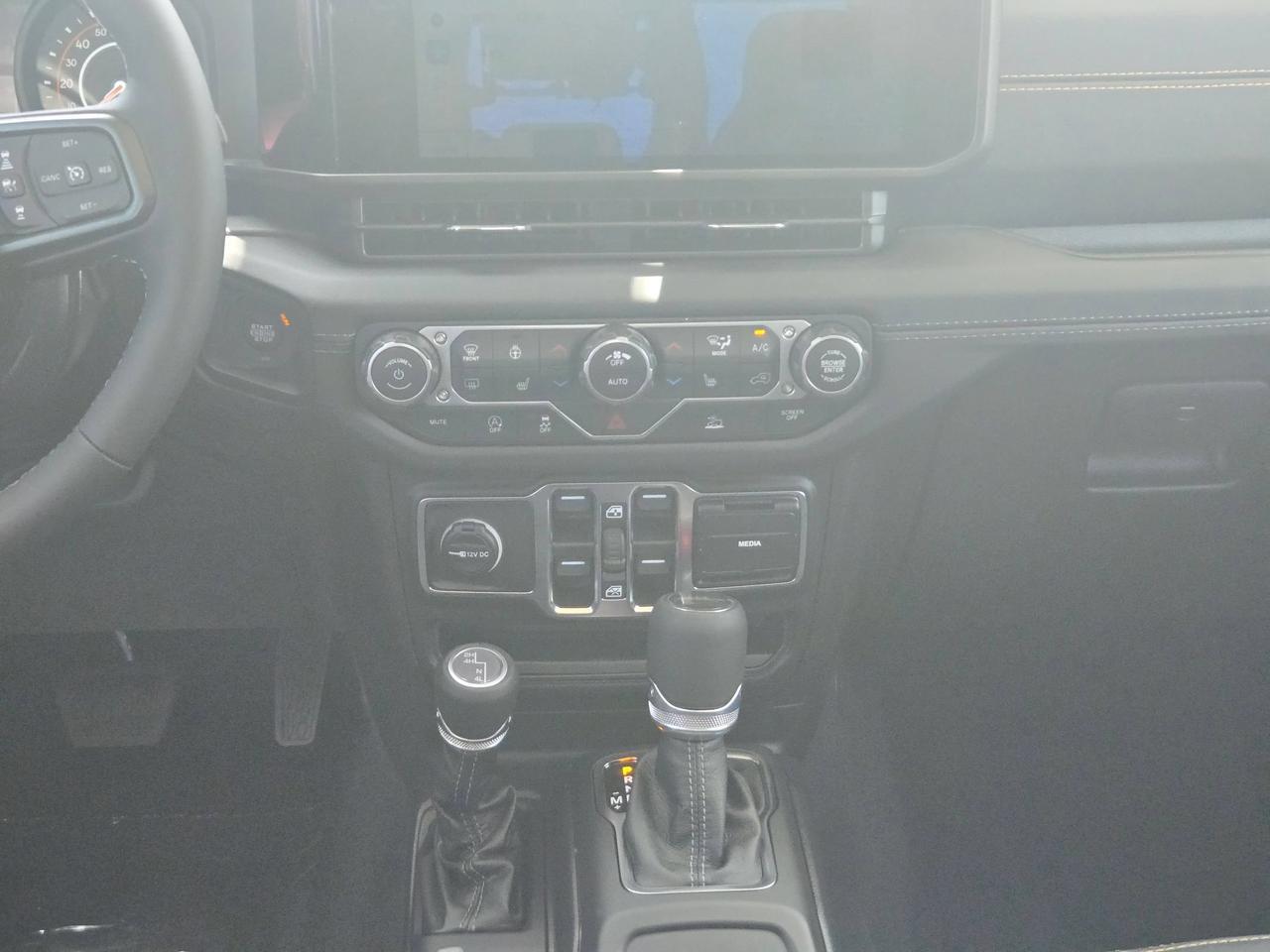 2026 Jeep Gladiator Texas Trail Castroville TX