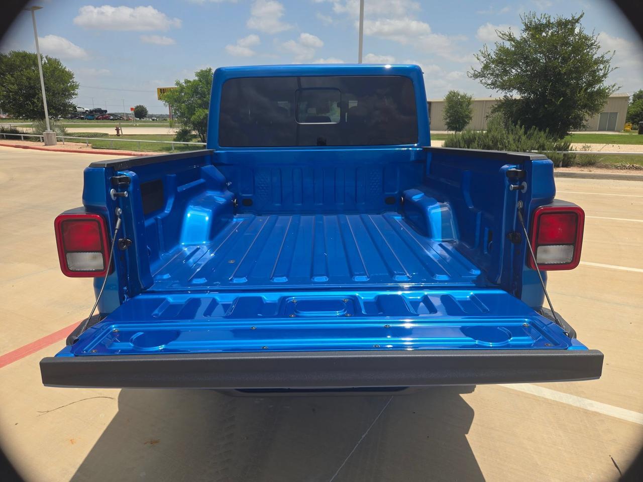 2026 Jeep Gladiator Texas Trail Castroville TX