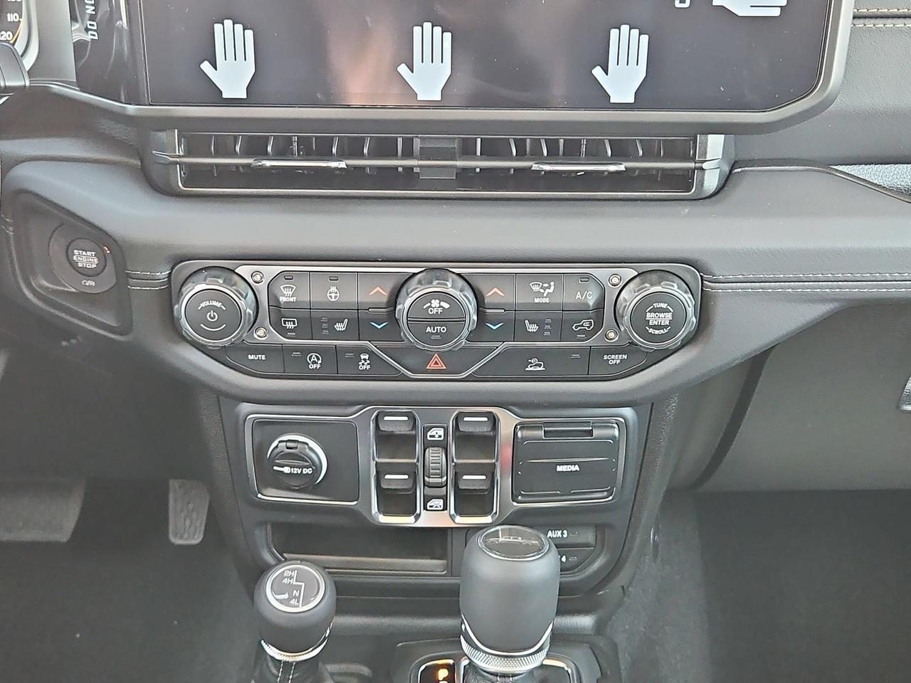 2026 Jeep Gladiator Texas Trail Castroville TX