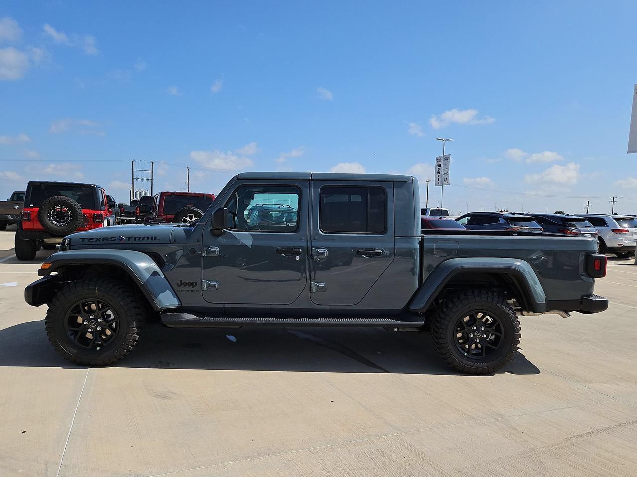 2026 Jeep Gladiator Texas Trail Castroville TX