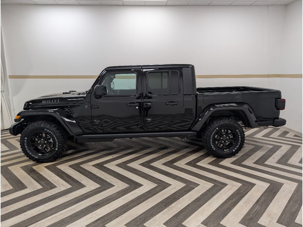 2026 Jeep Gladiator Willys