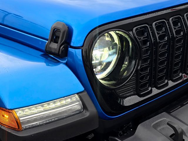 2026 Jeep Gladiator Willys Folsom CA