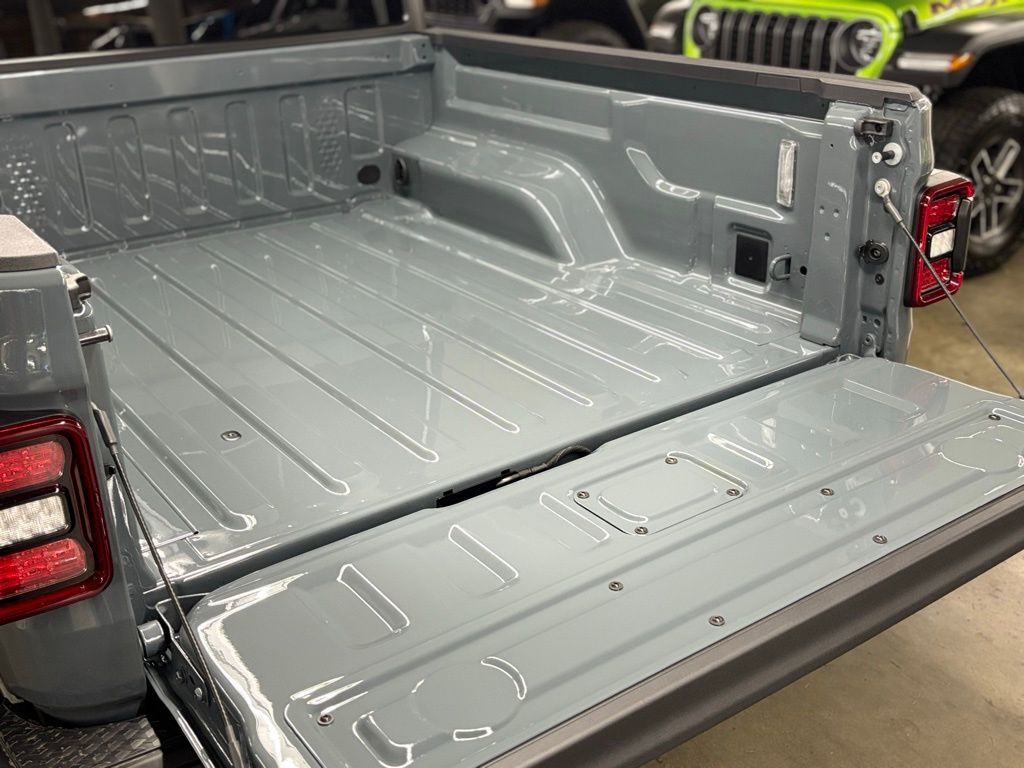 2026 Jeep Gladiator Willys Portland OR