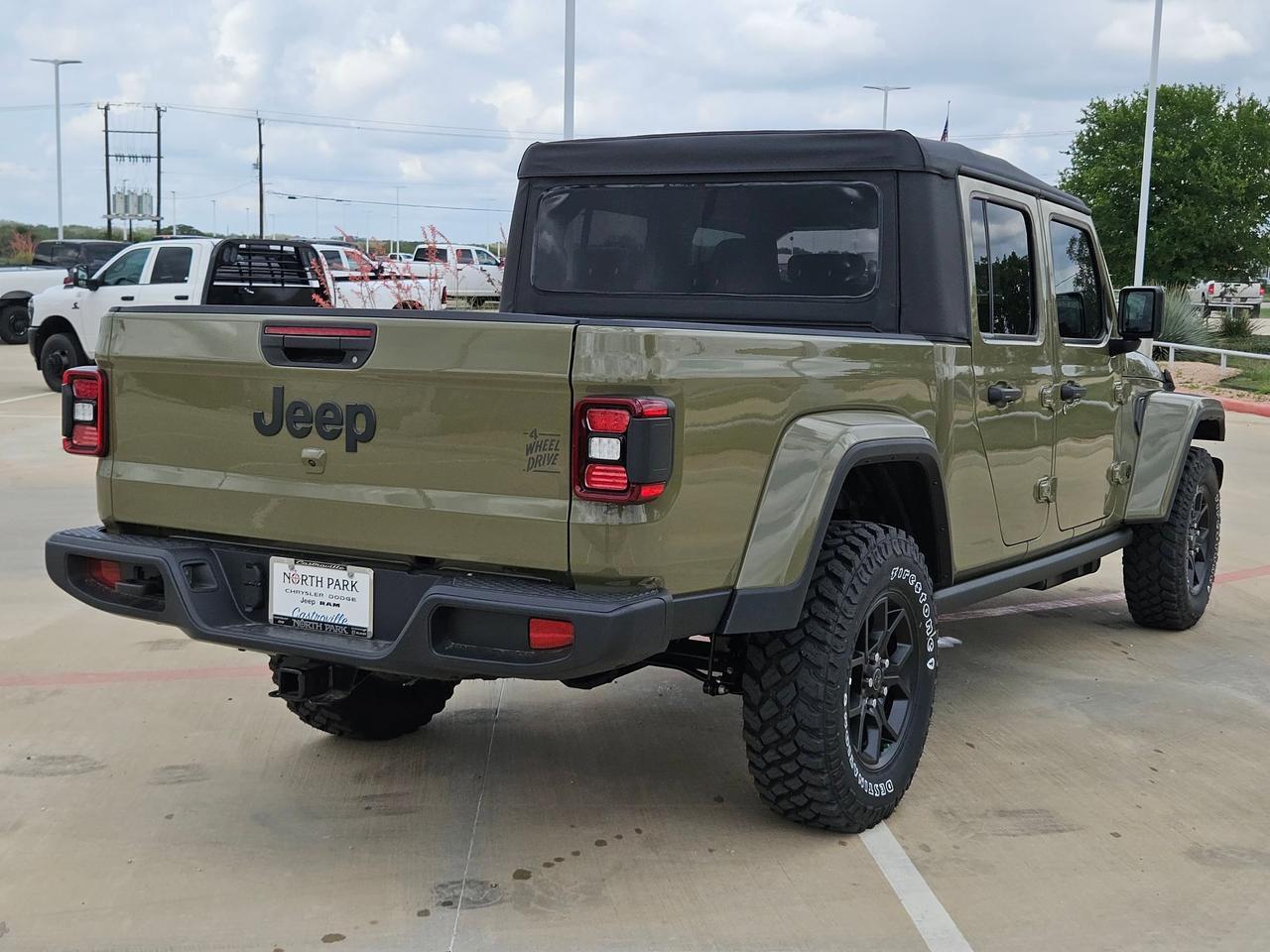 2026 Jeep Gladiator Willys Castroville TX
