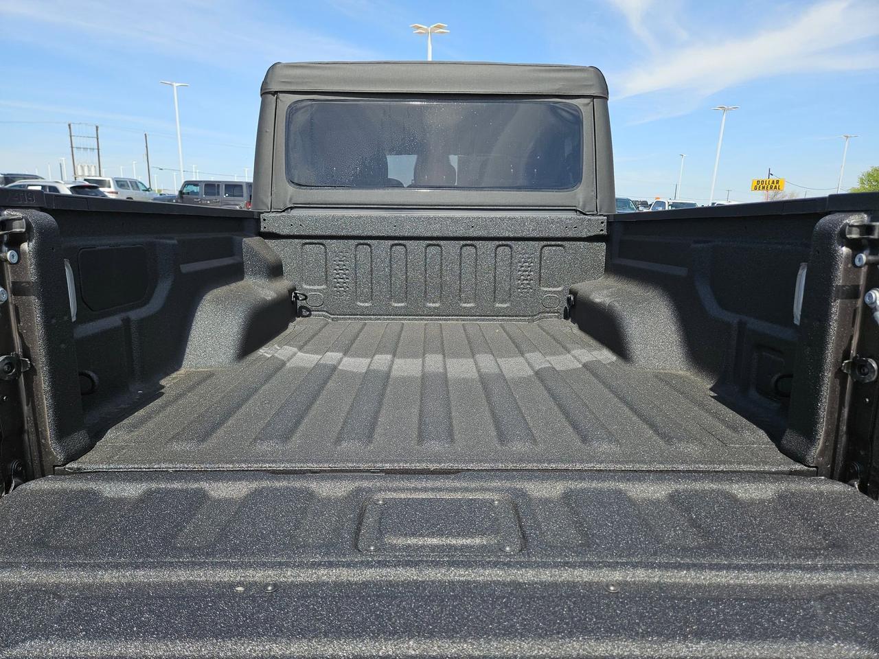 2026 Jeep Gladiator Willys Castroville TX