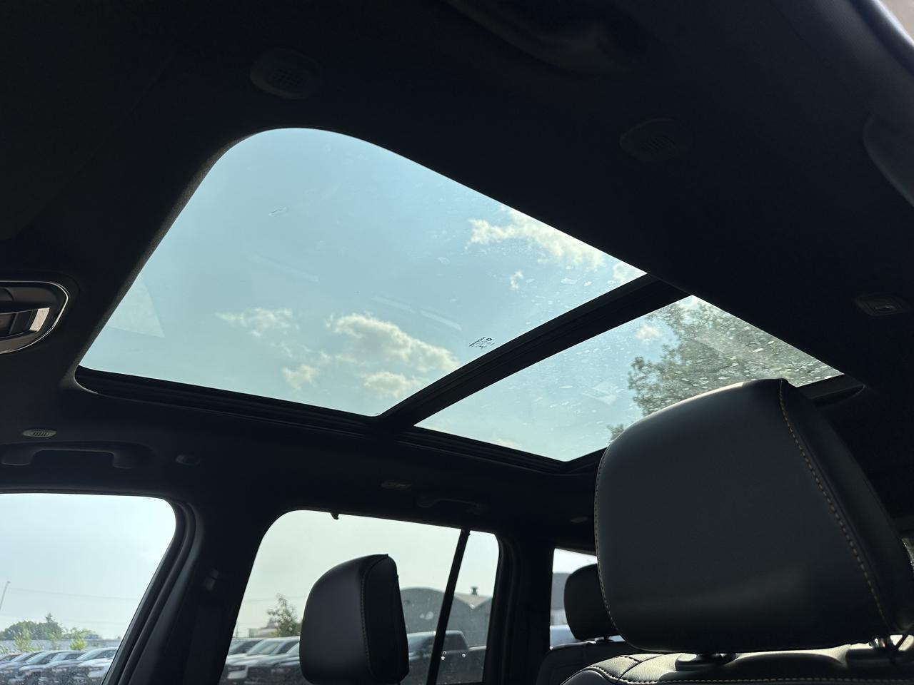2026 Jeep Grand Cherokee 85th Anniversary| 4x4 | 2L Turbo Engine | 8-Speed Automatic | Dual-Pane Panoramic Sunroof Redwater AB