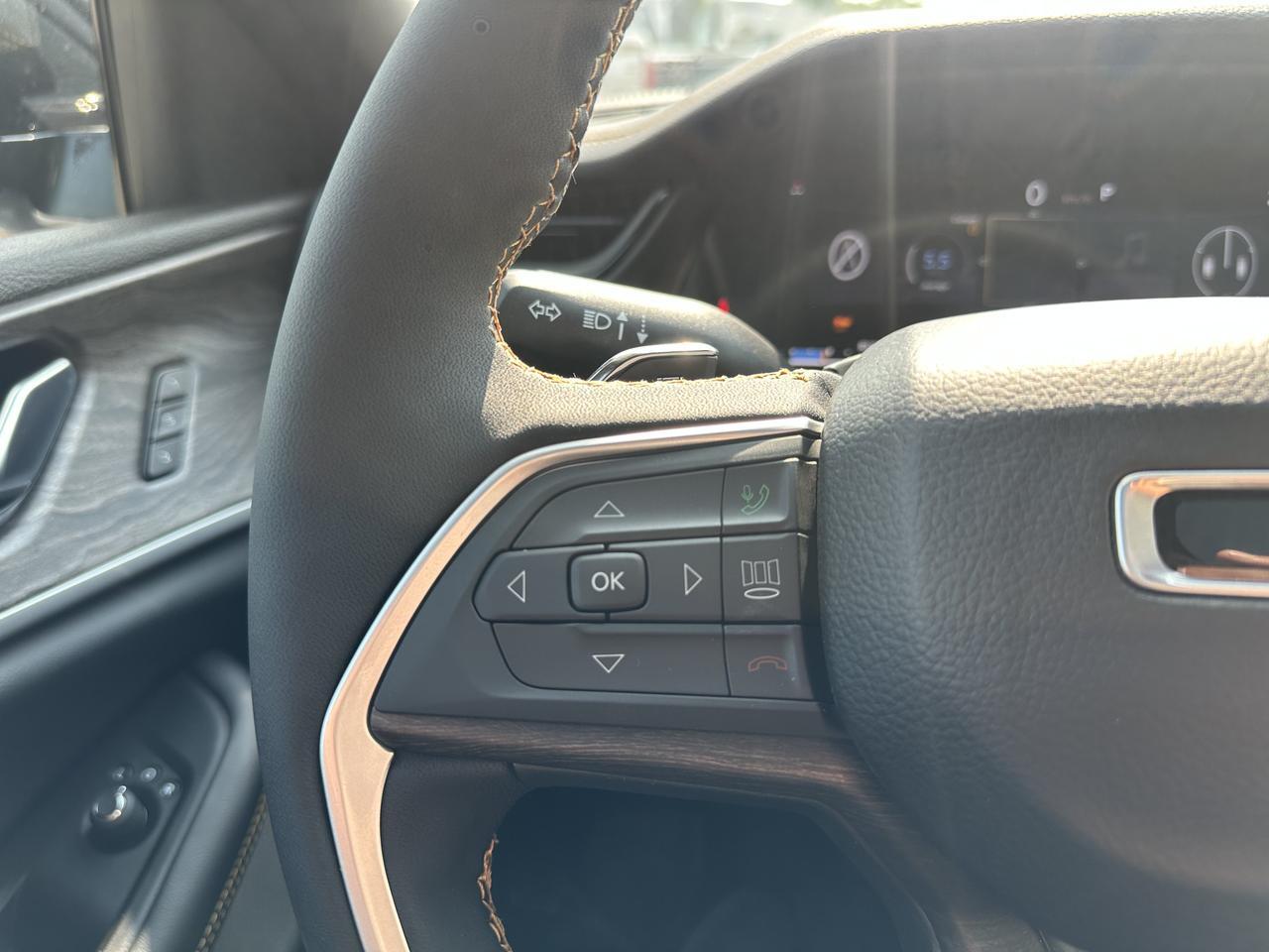 2026 Jeep Grand Cherokee 85th Anniversary| 4x4 | 2L Turbo Engine | 8-Speed Automatic | Dual-Pane Panoramic Sunroof Redwater AB
