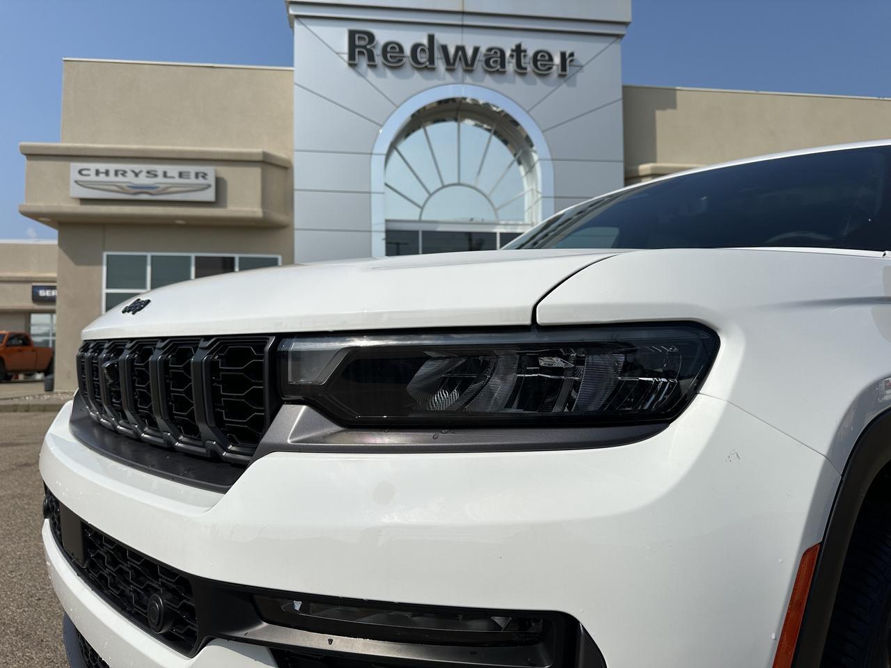 2026 Jeep Grand Cherokee 85th Anniversary| 4x4 | 2L Turbo Engine | 8-Speed Automatic | Dual-Pane Panoramic Sunroof Redwater AB