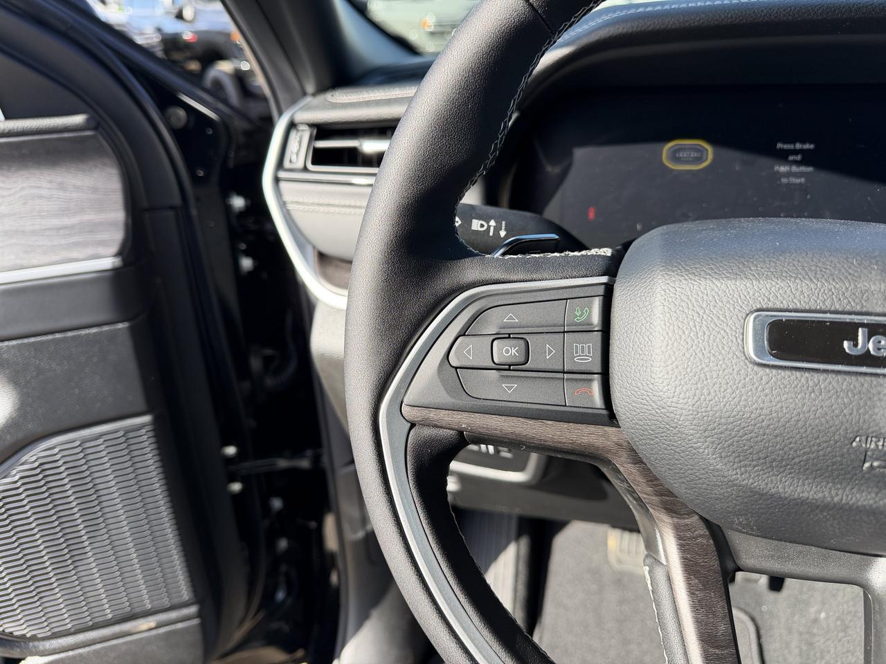 2026 Jeep Grand Cherokee Altitude 4WD | 2L Turbo | NAV | Heated Seats | ParkSense | 20IN Wheels Redwater AB