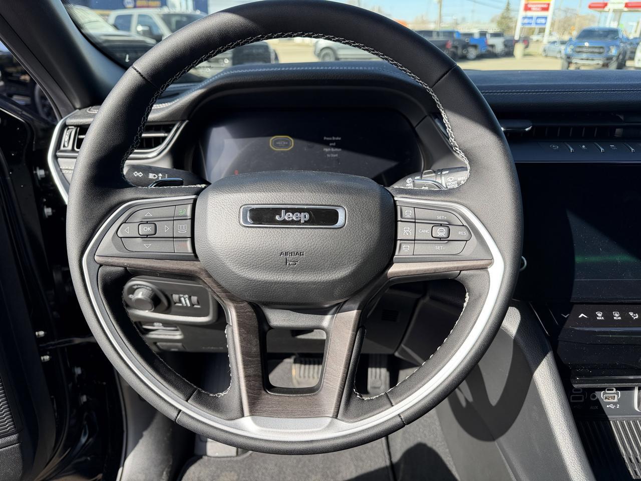 2026 Jeep Grand Cherokee Altitude 4WD | 2L Turbo | NAV | Heated Seats | ParkSense | 20IN Wheels Redwater AB