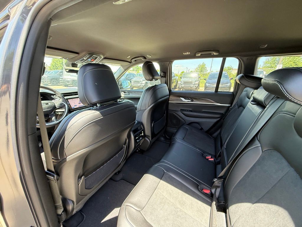 2026 Jeep Grand Cherokee Altitude Crestwood KY