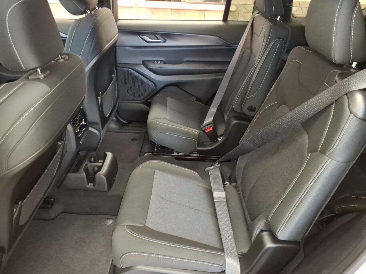 2026 Jeep Grand Cherokee L Laredo Uvalde TX