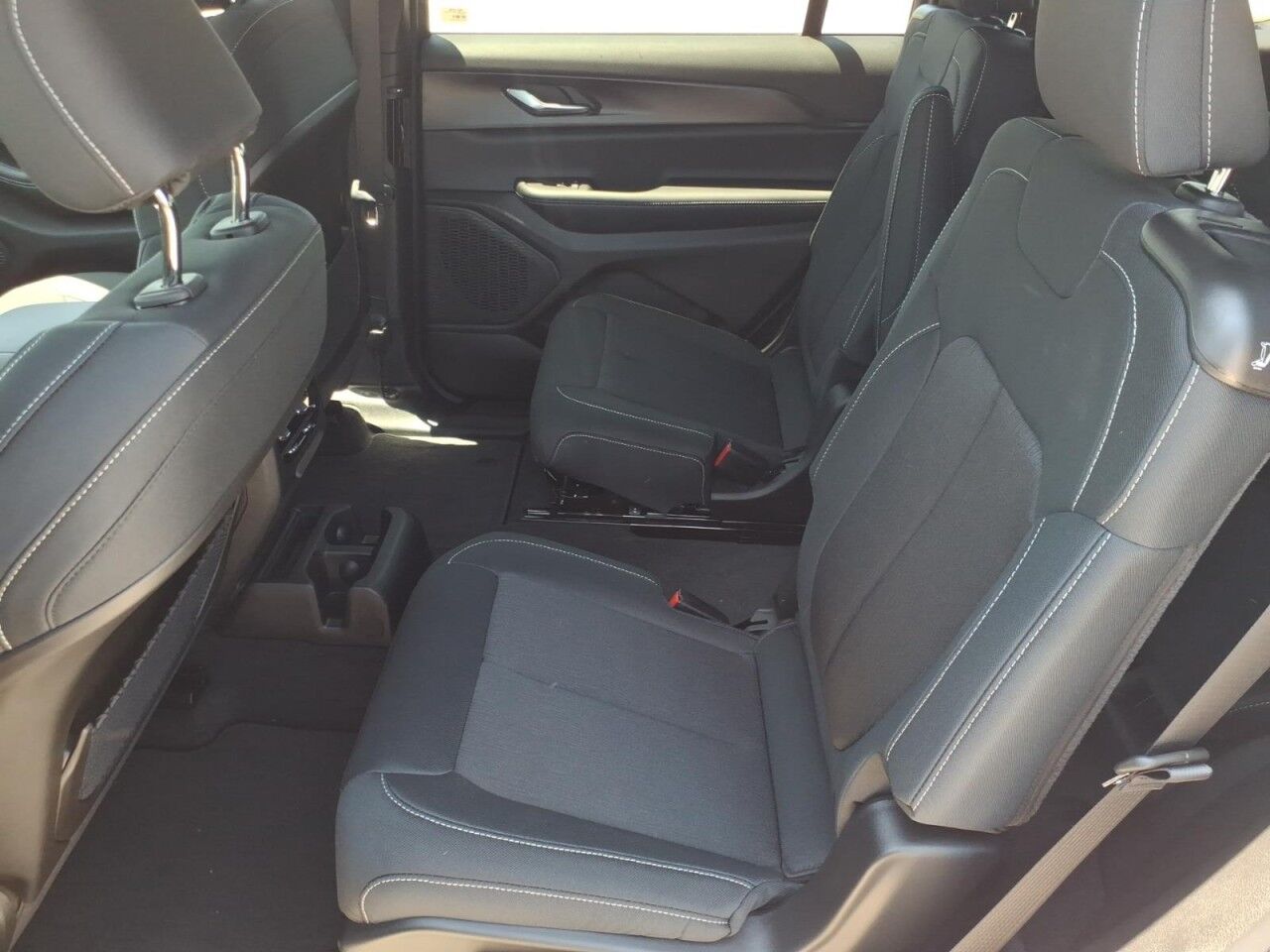 2026 Jeep Grand Cherokee L Laredo Uvalde TX