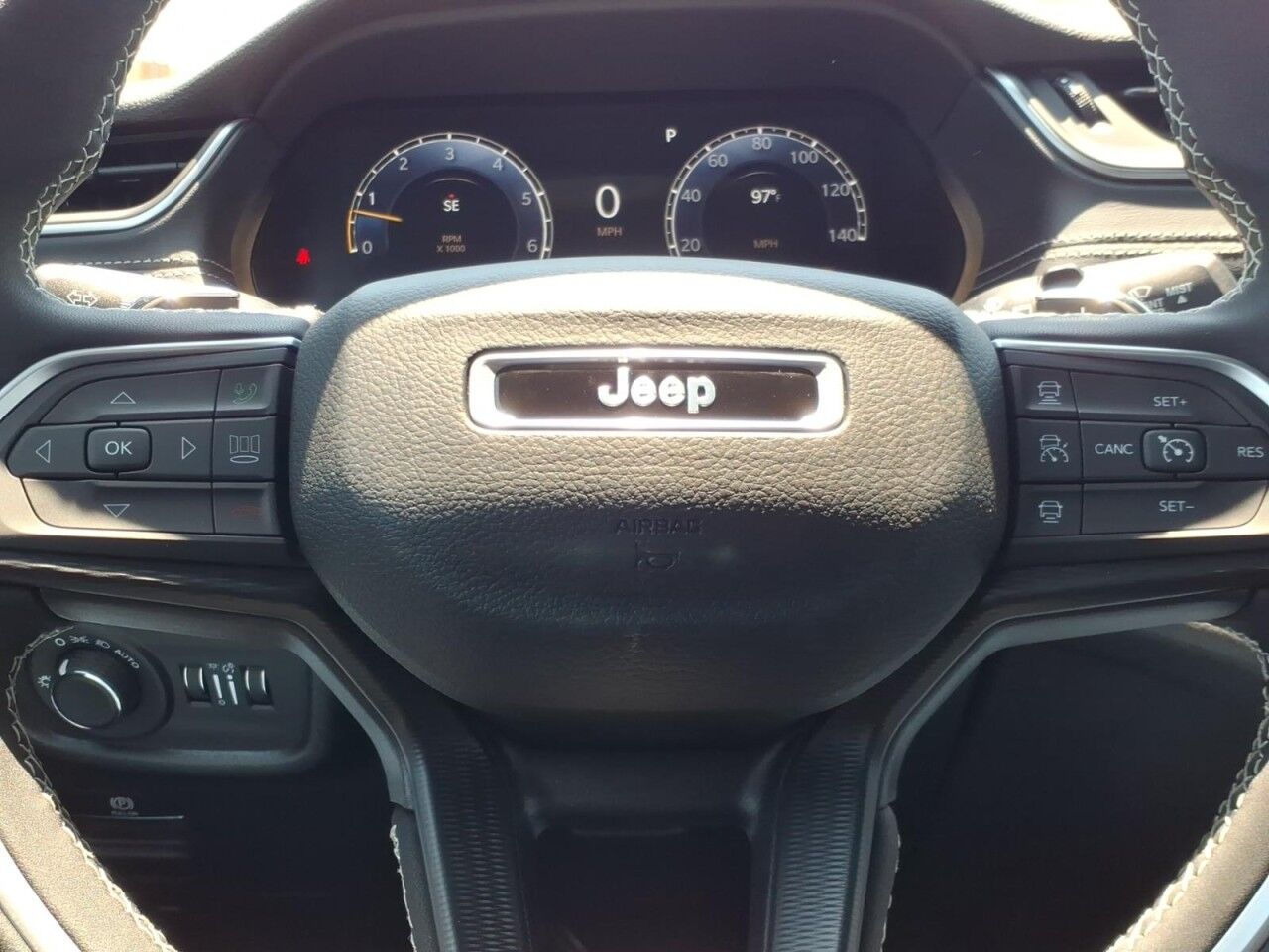 2026 Jeep Grand Cherokee L Laredo Uvalde TX