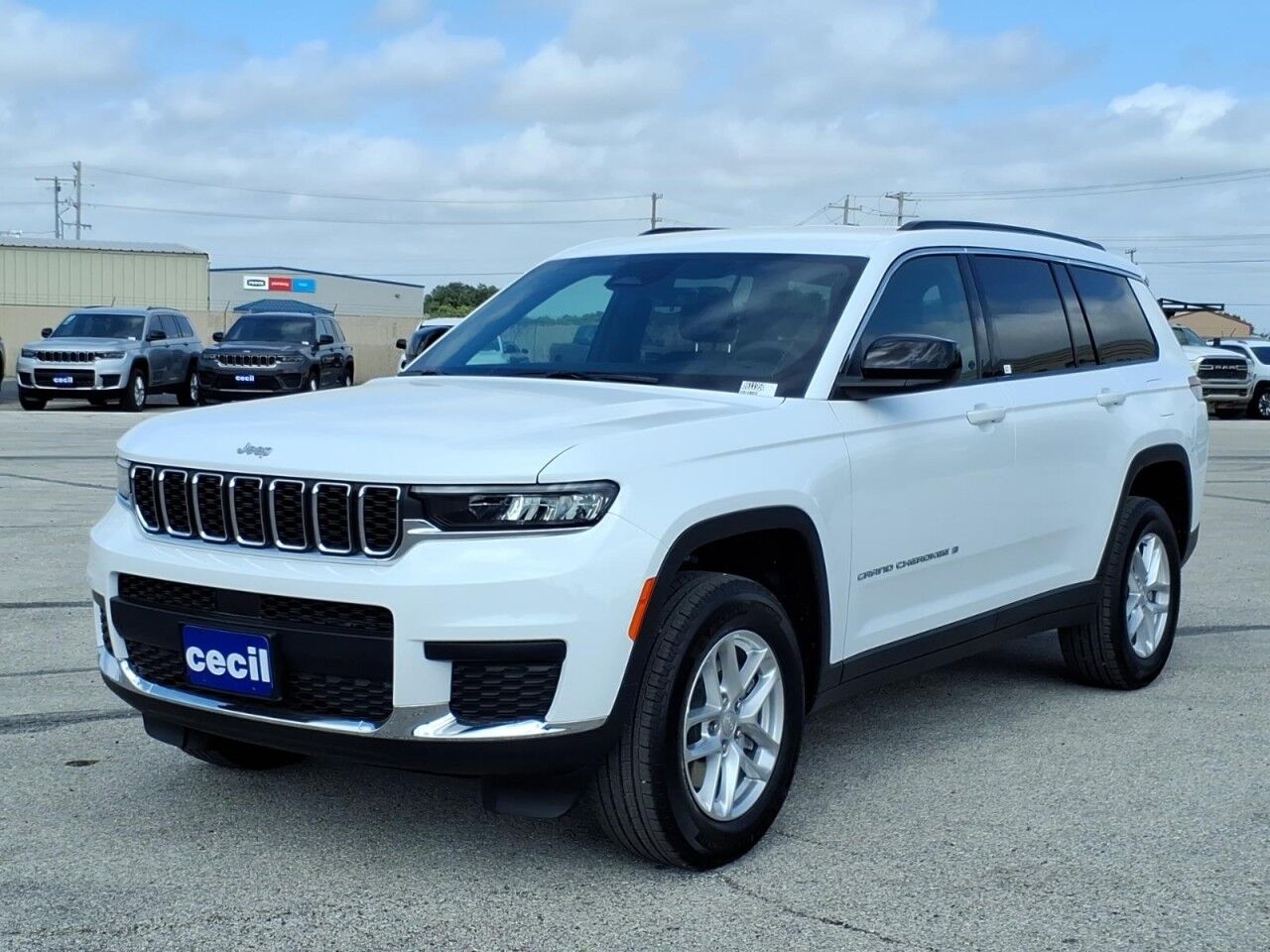 2026 Jeep Grand Cherokee L Laredo Uvalde TX