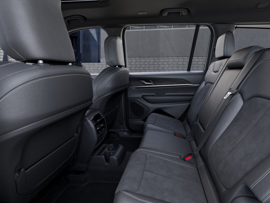 2026 Jeep Grand Cherokee L Laredo Altitude Owego NY