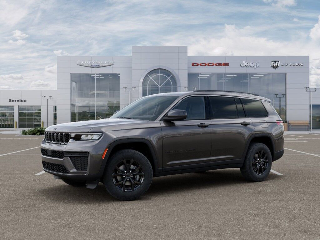 2026 Jeep Grand Cherokee L Laredo Altitude