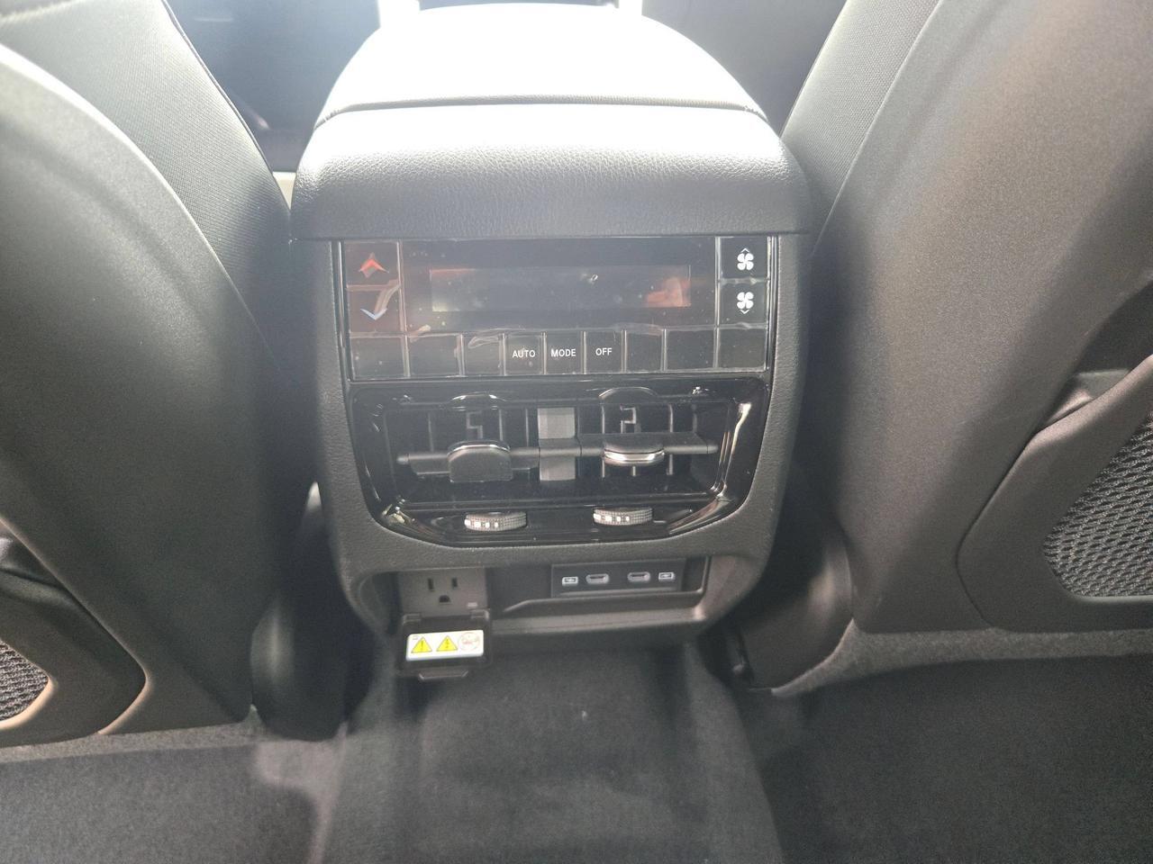 2026 Jeep Grand Cherokee L Laredo Altitude Castroville TX