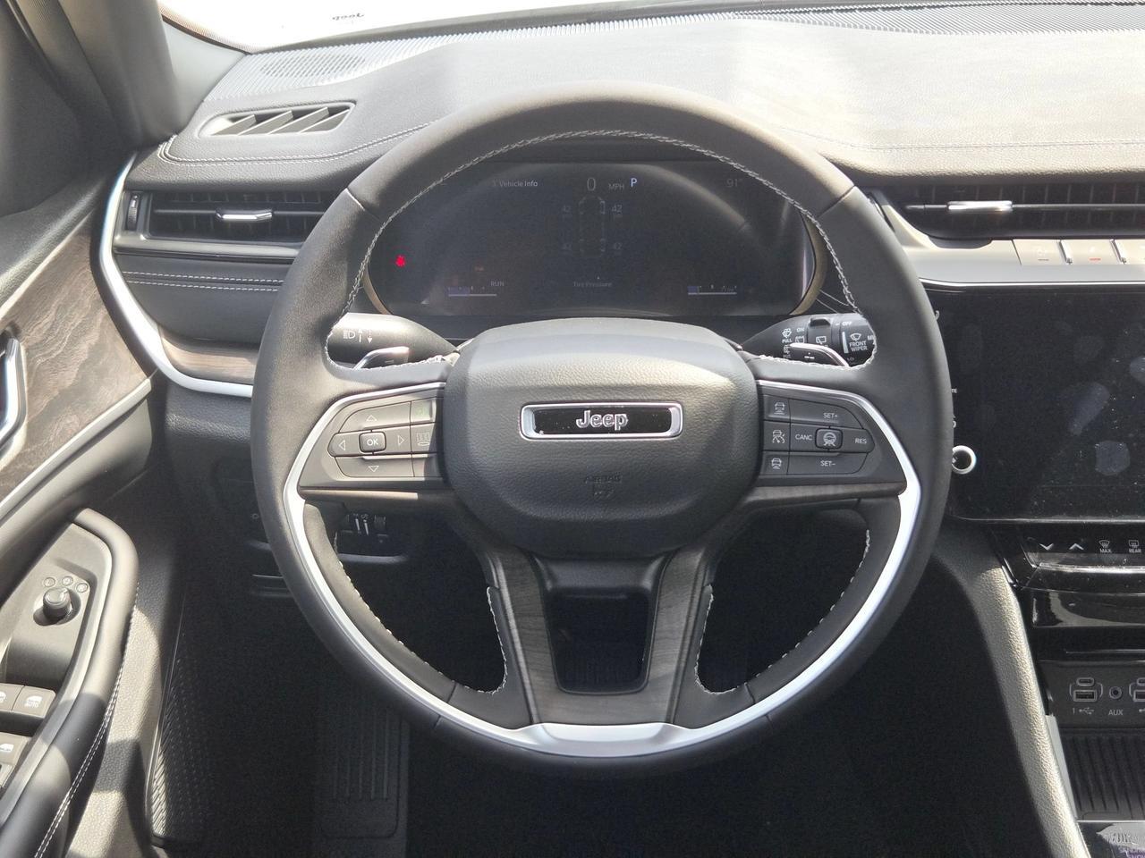 2026 Jeep Grand Cherokee L Laredo Altitude Castroville TX