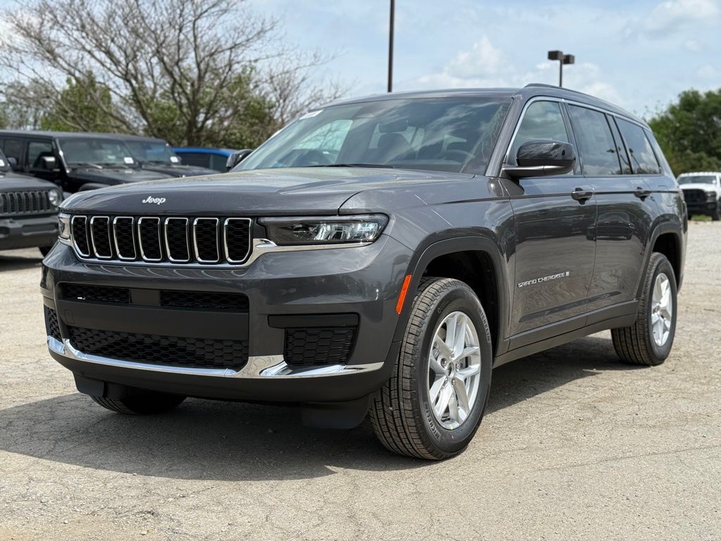 2026 Jeep Grand Cherokee L Laredo Crestwood KY