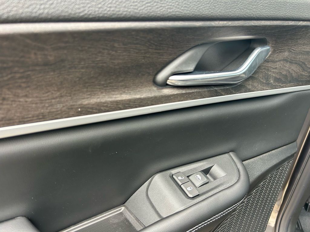 2026 Jeep Grand Cherokee L Laredo Crestwood KY