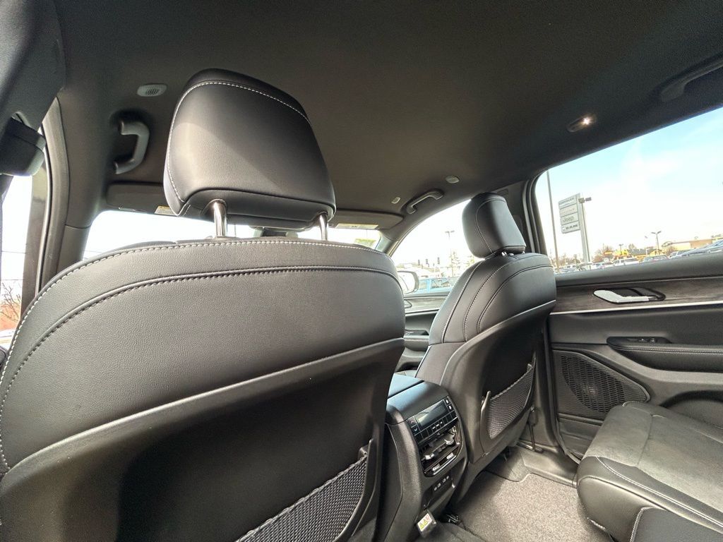 2026 Jeep Grand Cherokee L Laredo Crestwood KY