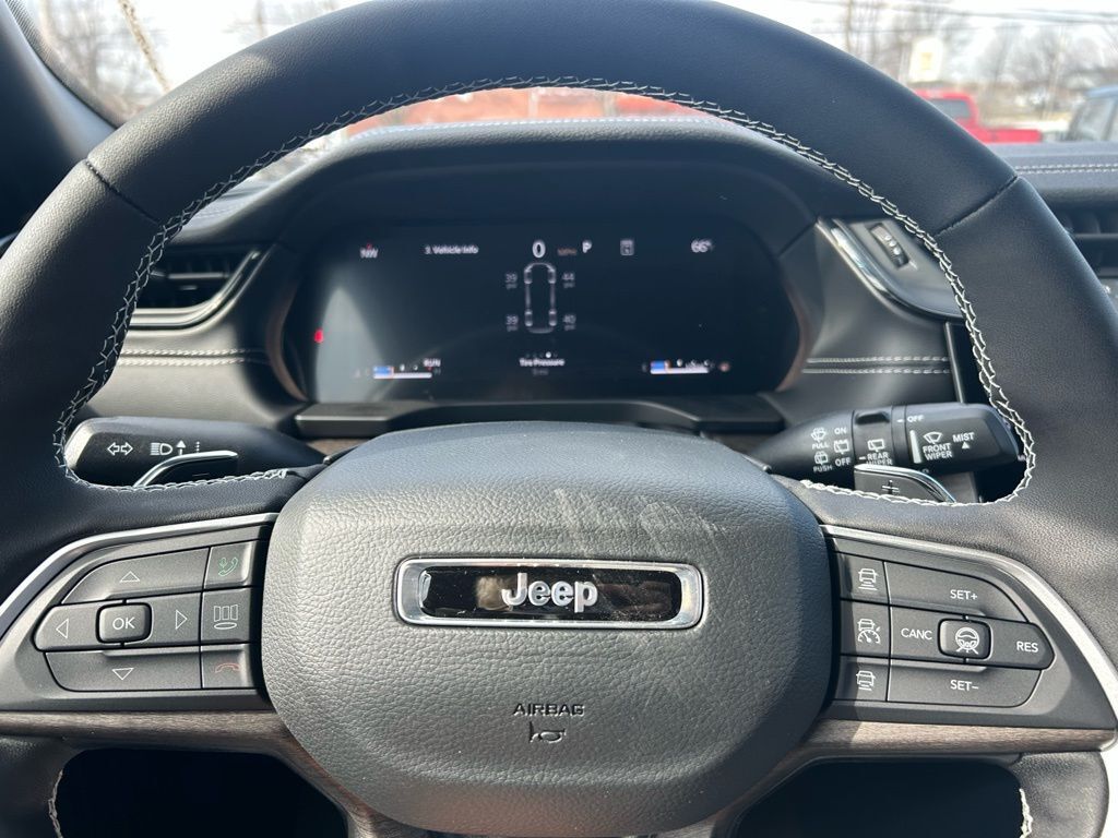 2026 Jeep Grand Cherokee L Laredo Crestwood KY