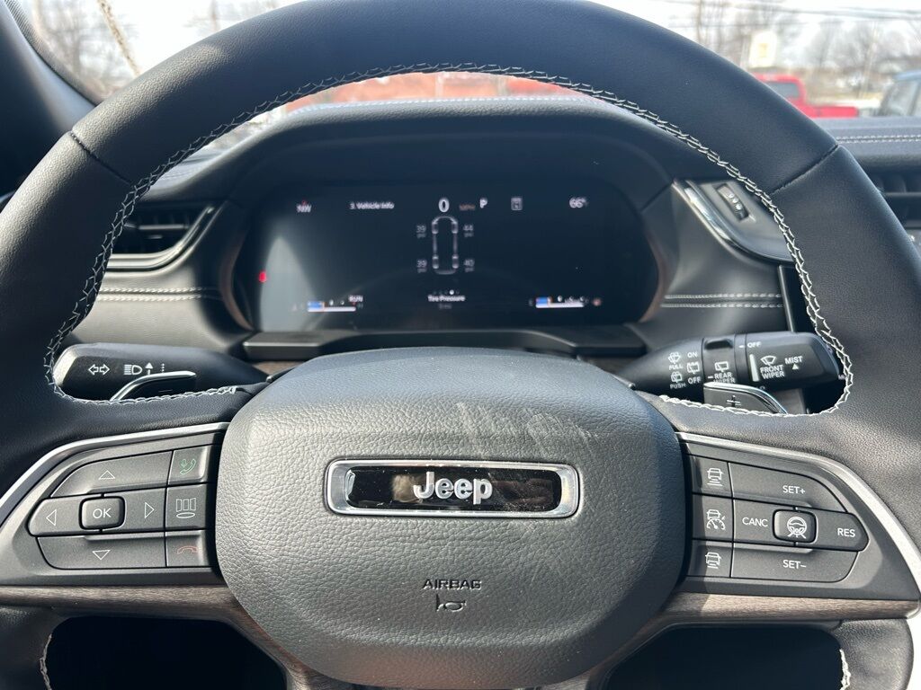 2026 Jeep Grand Cherokee L Laredo Crestwood KY