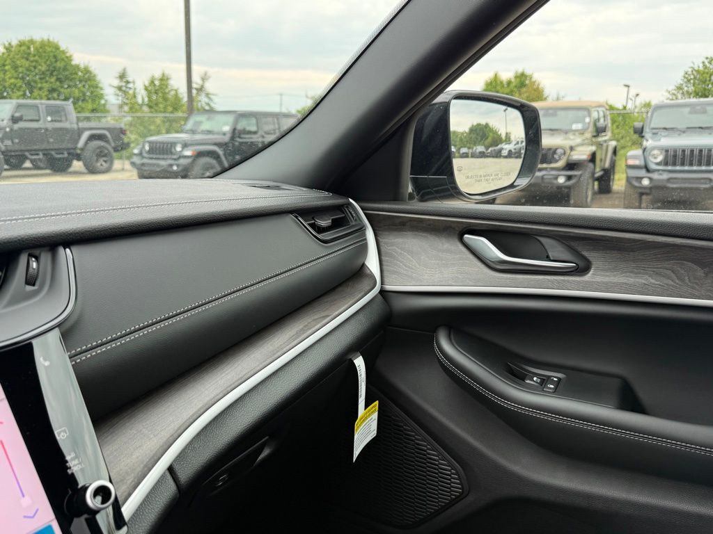 2026 Jeep Grand Cherokee L Laredo Crestwood KY