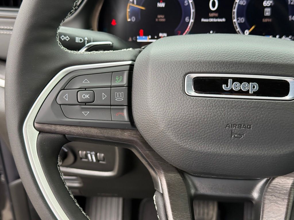 2026 Jeep Grand Cherokee L Laredo Crestwood KY