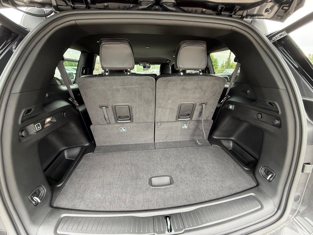 2026 Jeep Grand Cherokee L Laredo Crestwood KY