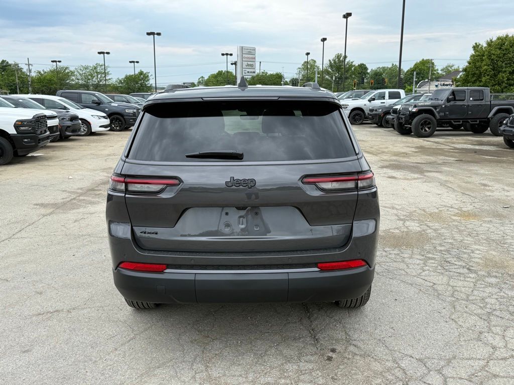 2026 Jeep Grand Cherokee L Laredo Crestwood KY