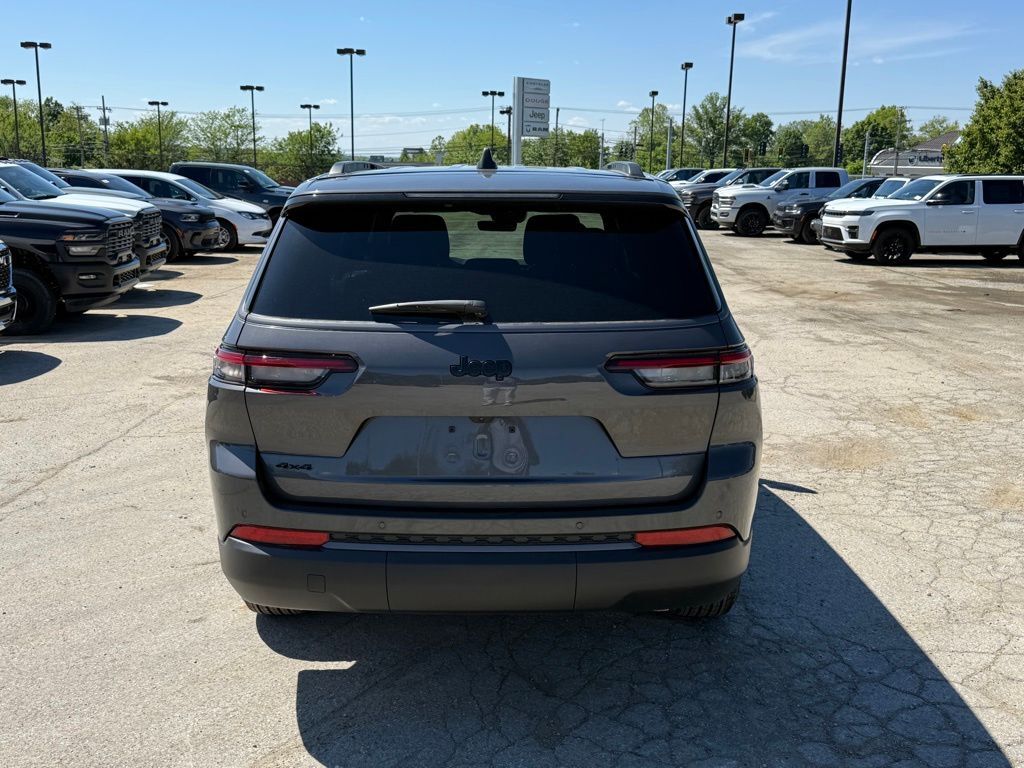 2026 Jeep Grand Cherokee L Laredo Crestwood KY