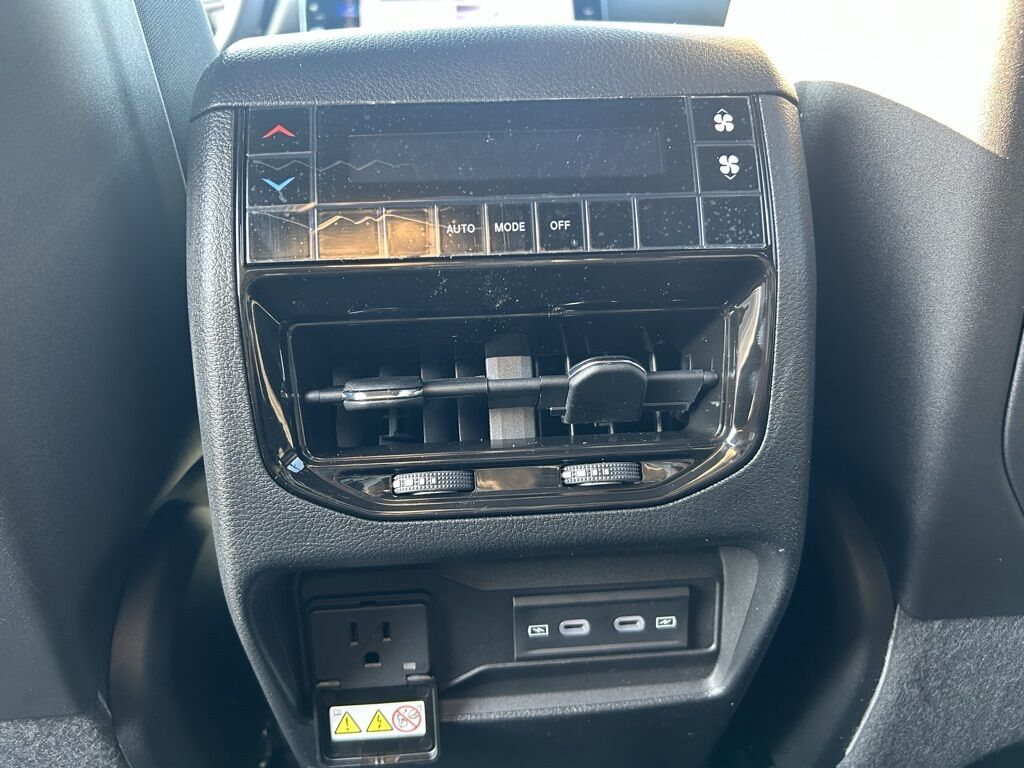 2026 Jeep Grand Cherokee L Laredo Crestwood KY