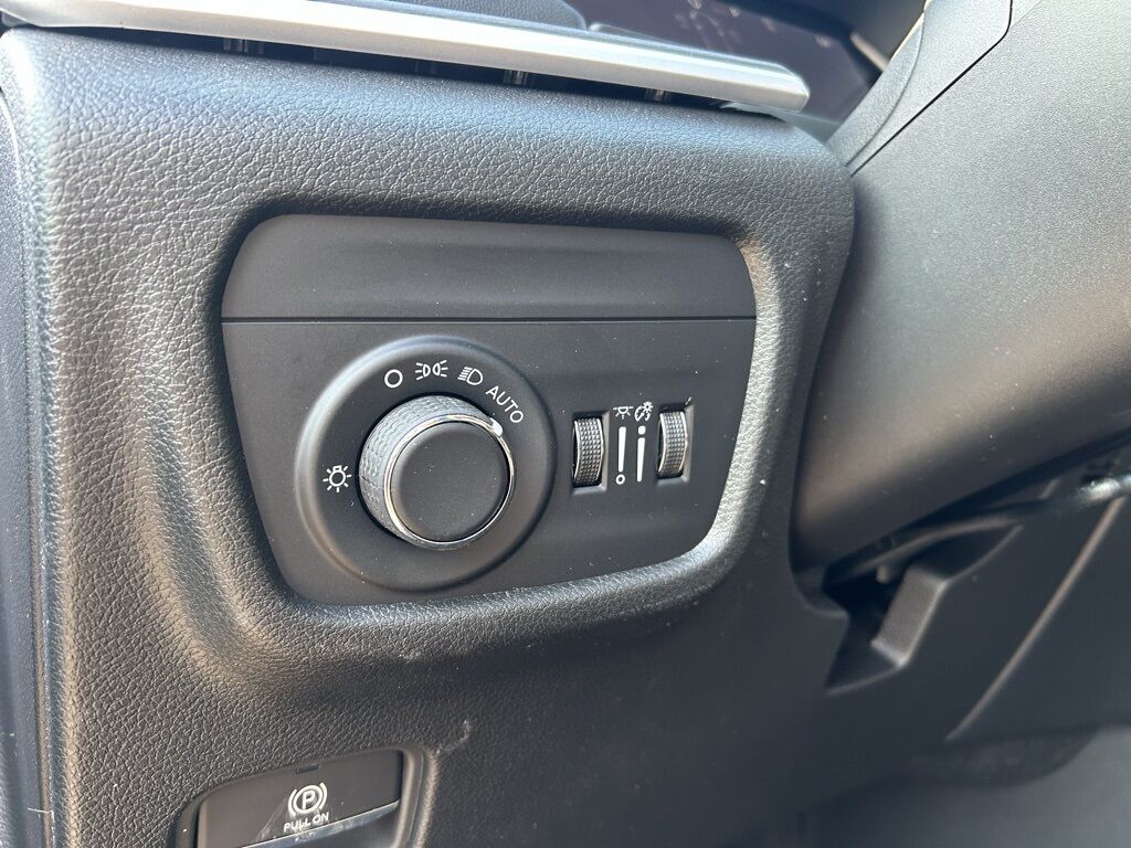 2026 Jeep Grand Cherokee L Laredo Crestwood KY